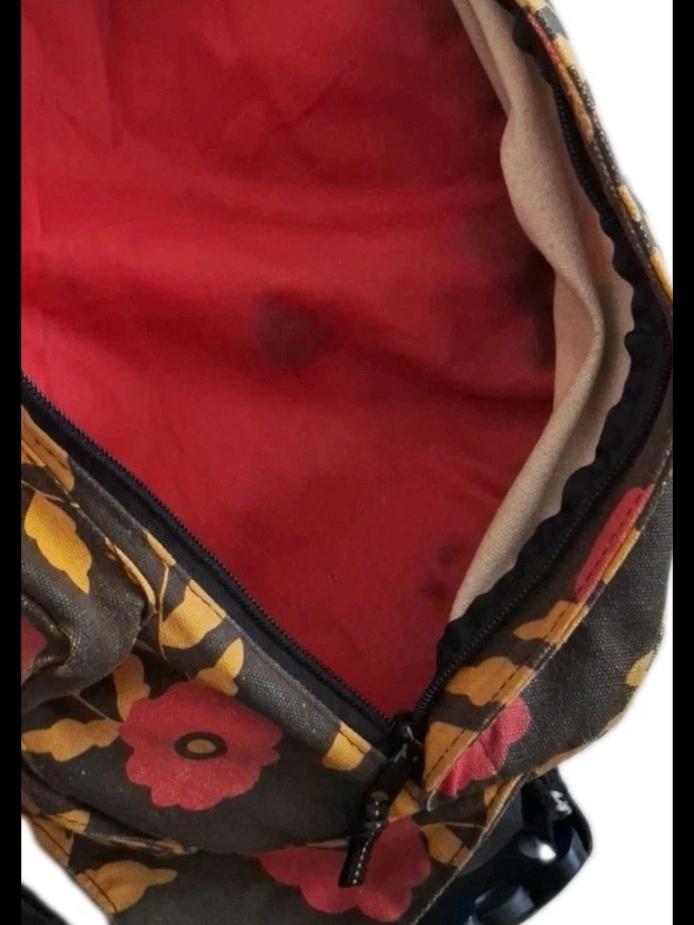 Kavu Rope Sling Bag Rare Limited Edition Black Red Yellow Floral All Over Print - Picture 4 of 6